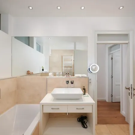 120qm Deluxe Christina Im Stil Design Vosteen Naehe Der Kaiserburg Appart hôtel Nuremberg