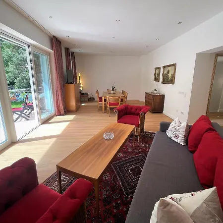 Aparthotel 120qm Deluxe Christina Im Stil Design Vosteen Naehe Der Kaiserburg Nuremberg