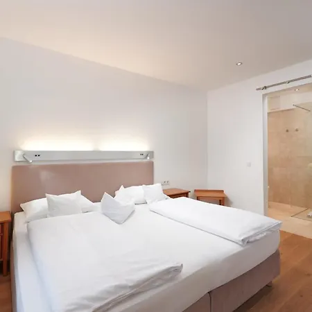 Appart hôtel 120qm Deluxe Christina Im Stil Design Vosteen Naehe Der Kaiserburg