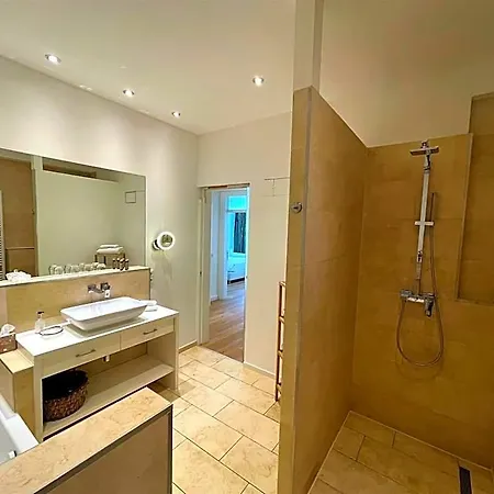 120qm Deluxe Christina Im Stil Design Vosteen Naehe Der Kaiserburg 4* Norymberga